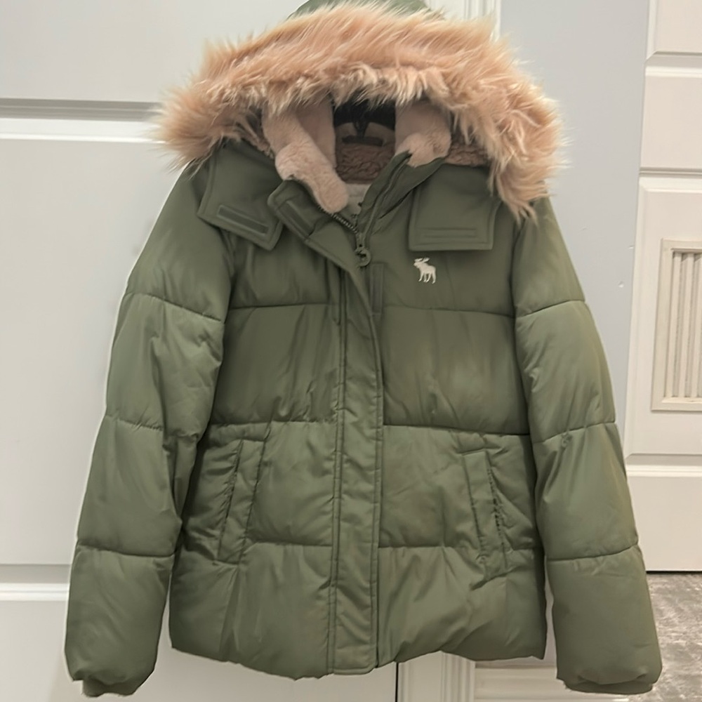 Puffer Jacket/Fleece Lined From Abercrombie Kids Size 15/16 ❄️☃️